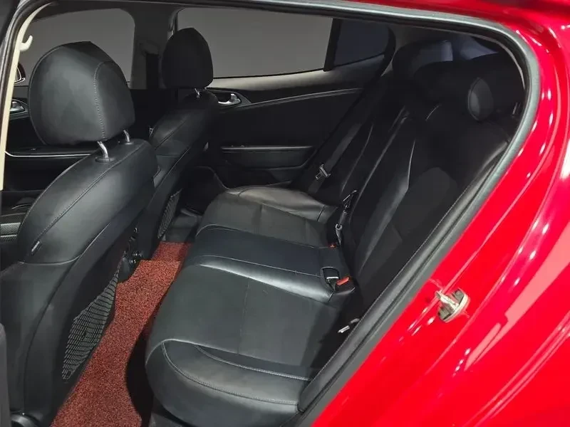 Kia Stinger * 2.0 Turbo * Dream* Edition, снимка 7 - Автомобили и джипове - 55060820