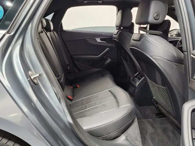 Audi A4 2.0 TFSI Premium - САМО 30% АВАНС, снимка 12 - Автомобили и джипове - 56253844