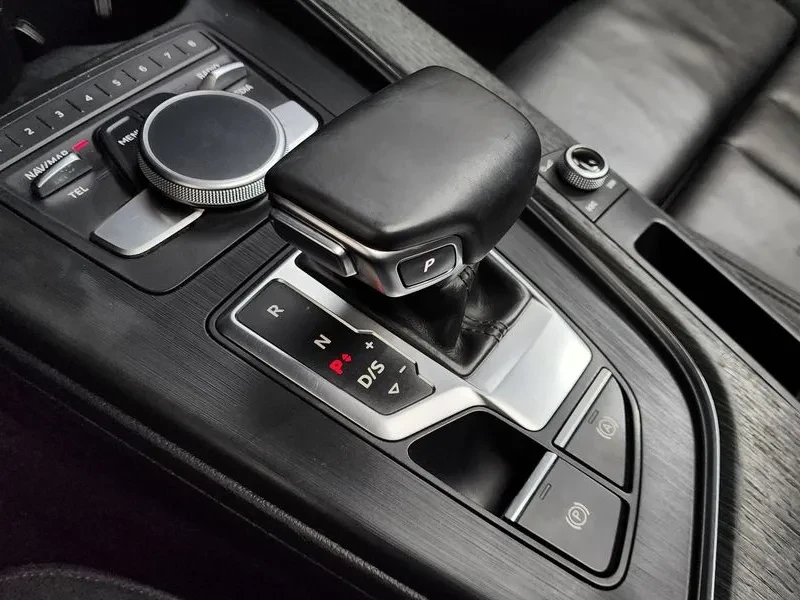 Audi A4 2.0 TFSI Premium - САМО 30% АВАНС, снимка 9 - Автомобили и джипове - 56253844