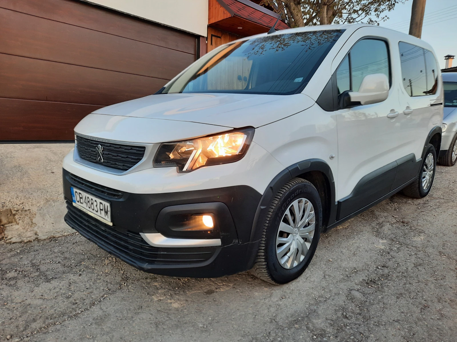 Peugeot Rifter  - изображение 2