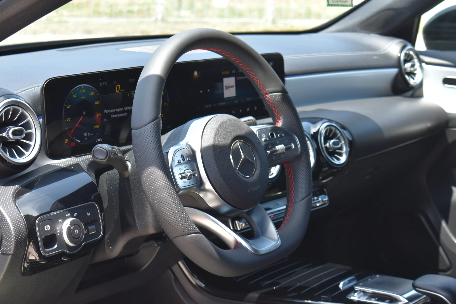 Mercedes-Benz A 250 224H.P* AMG-LINE* PANORAMA* FULL - изображение 9