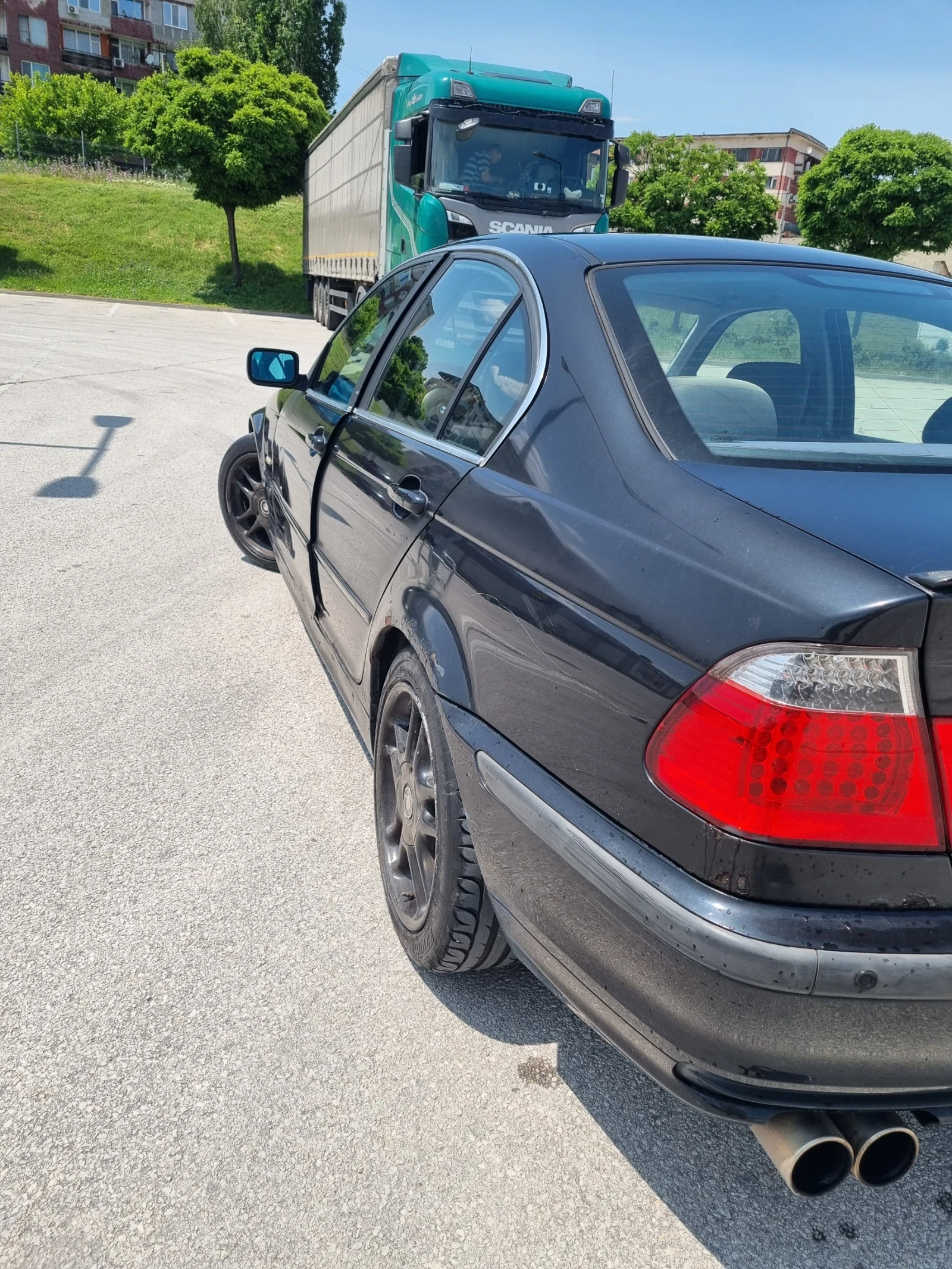 BMW 320  - изображение 8