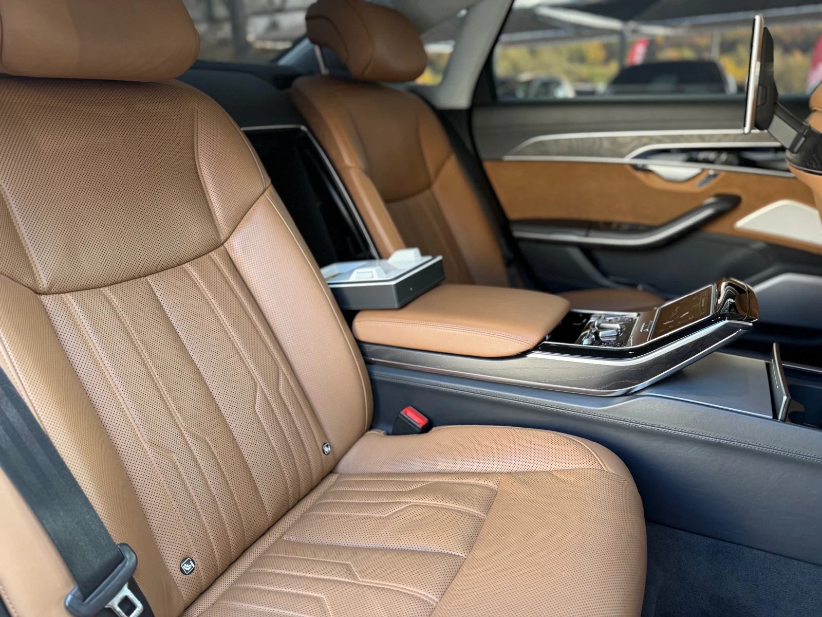 Audi A8 LONG , BANG & OLUFSEN , LASER , DIGITAL, BUSSINES  - изображение 10