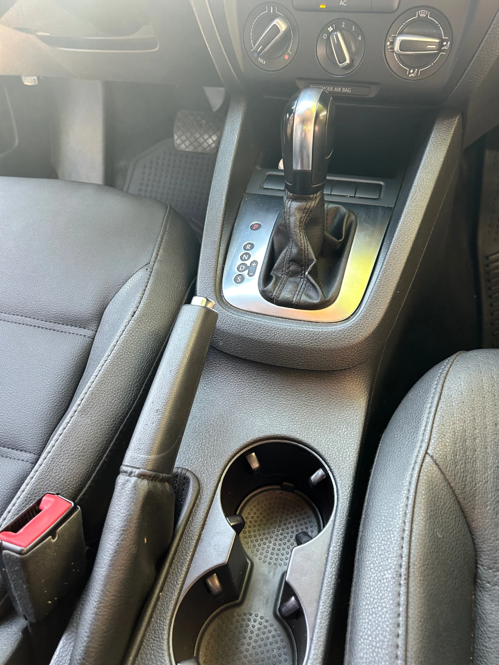 VW Jetta 2.5 SE | Mobile.bg   5