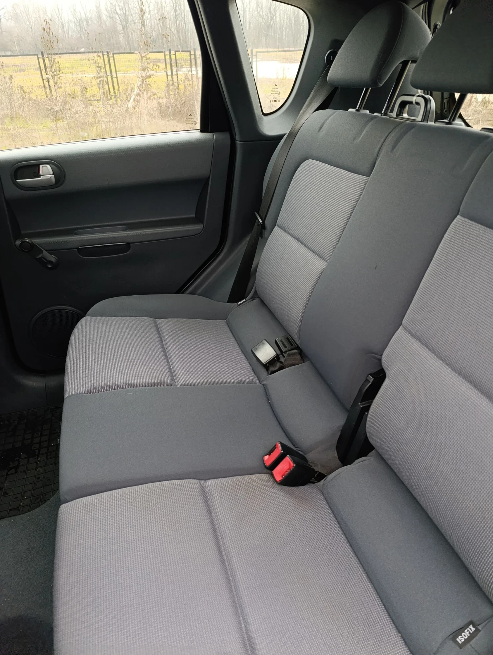 Mitsubishi Colt 1.3 Бензин  - изображение 9