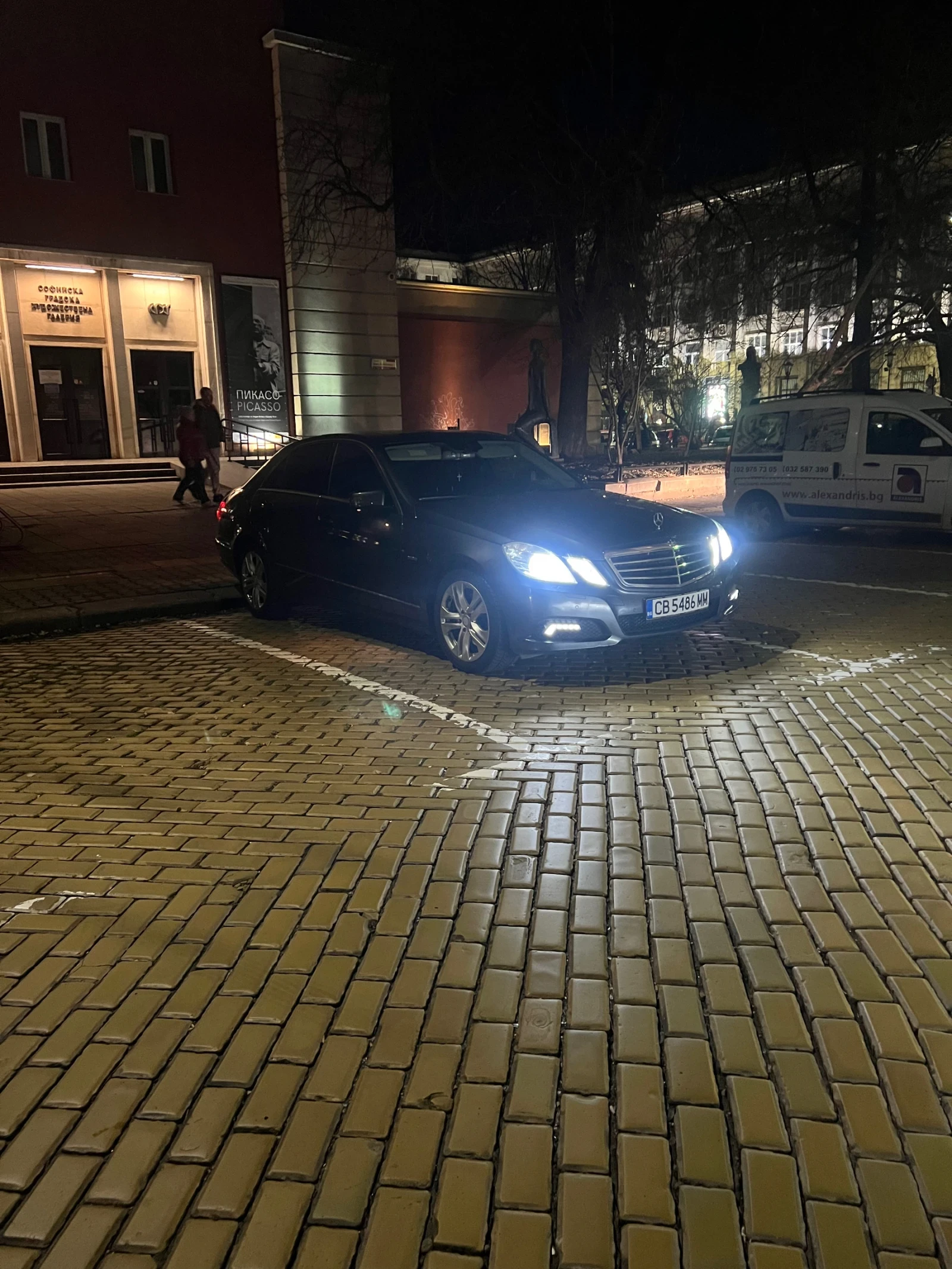 Mercedes-Benz E 350 | Mobile.bg � ����������� 15
