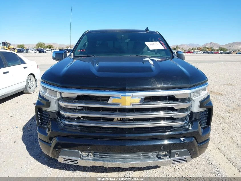 Chevrolet Silverado 6.2L V-8 DI, VVT, 420HP 4X4 Drive - изображение 4