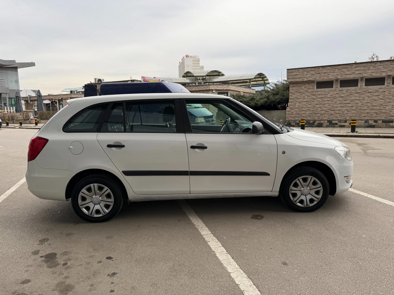 Skoda Fabia 6 МЕСЕЦА ГАРАНЦИЯ/1.6TDI 90к.с. EURO5 - изображение 5