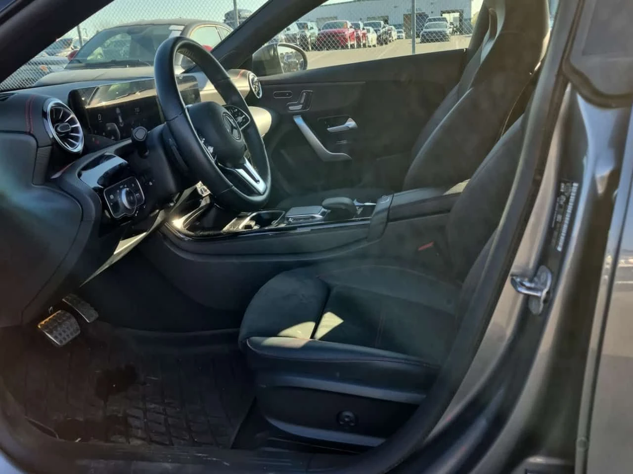 Mercedes-Benz CLA 250 AMG LINE* NIGHT PACKAGE* CARFAX * PANORAMA* KEYLES - изображение 10