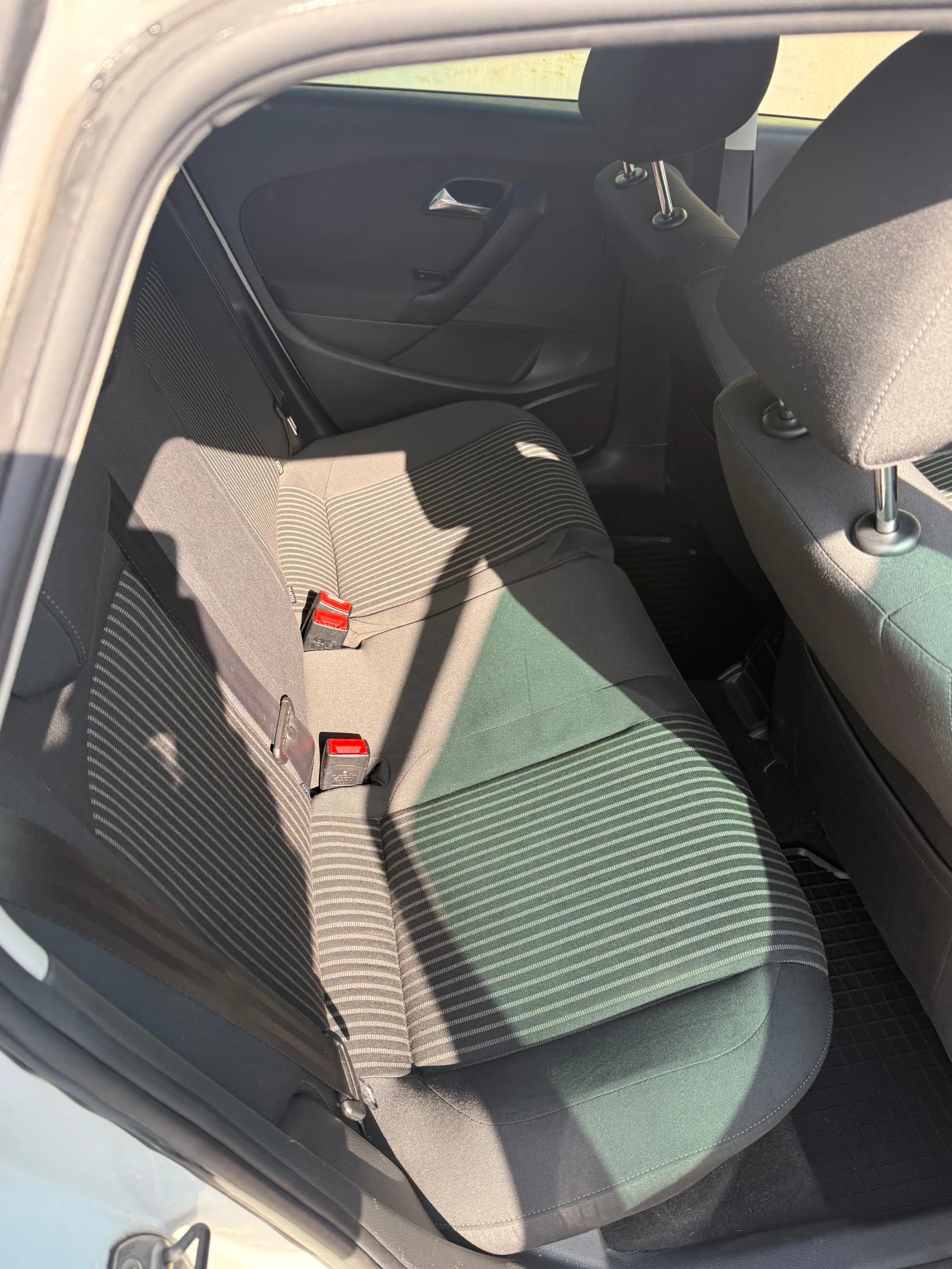 VW Polo HighLine 1.4FSI, снимка 7 - Автомобили и джипове - 53623950