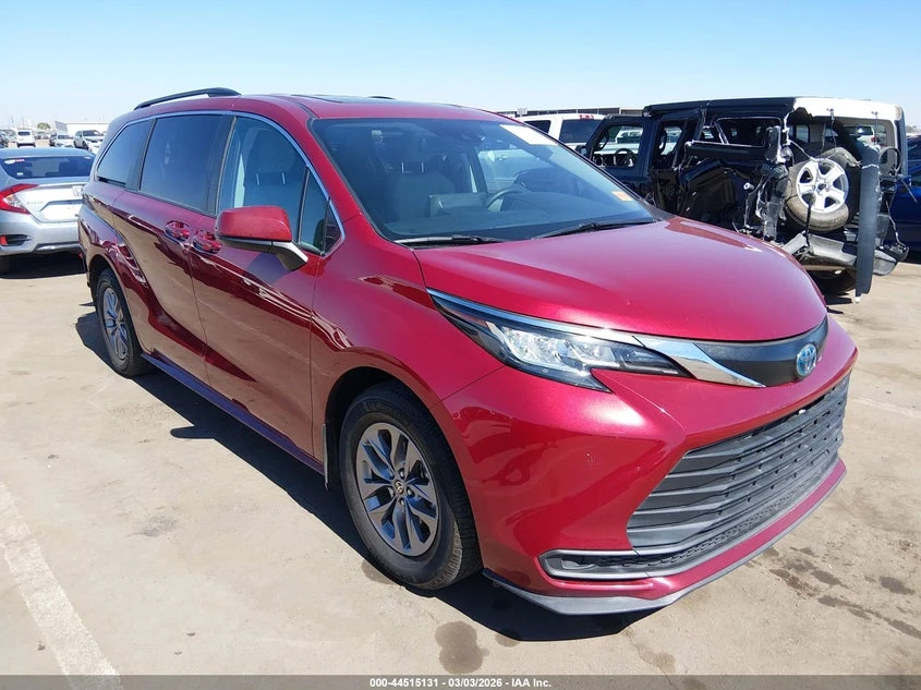 Toyota Sienna 2.5l Le | Auto.bg — изображение 1