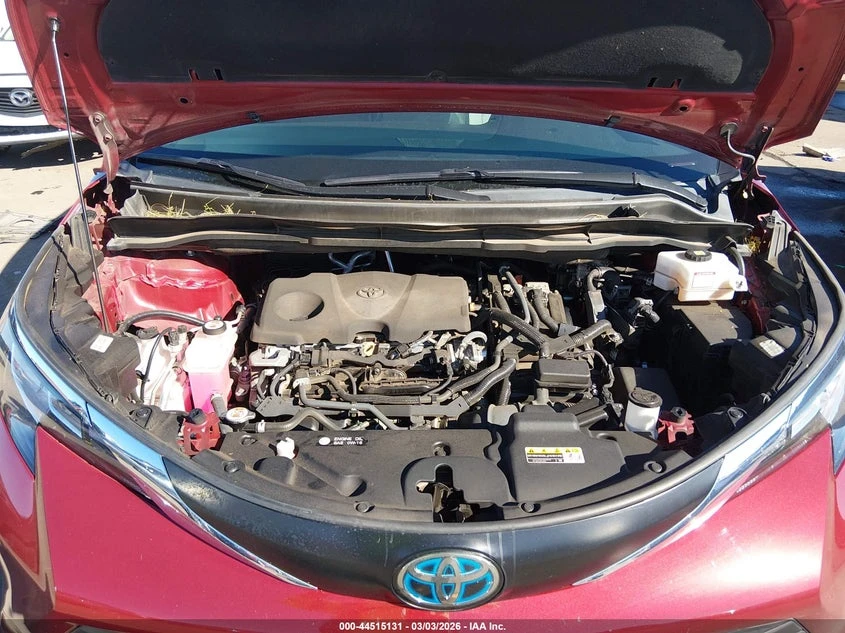 Toyota Sienna 2.5l Le, снимка 10 - Автомобили и джипове - 53937068