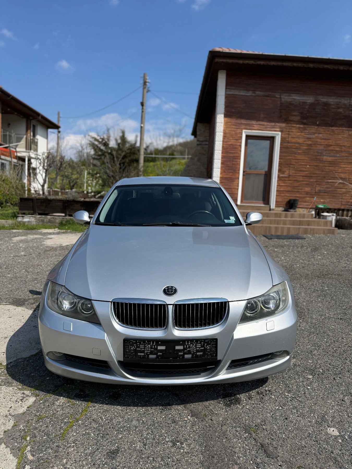 BMW 325 E90 / Автоматик / Навигация , снимка 2 - Автомобили и джипове - 54173858