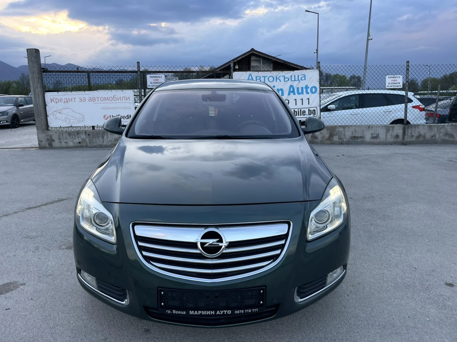 Opel Insignia 2.0CDTI 160кс EURO 5B 6 СКОРОСТИ КСЕНОН АВТОПИЛОТ, снимка 2 - Автомобили и джипове - 54240570