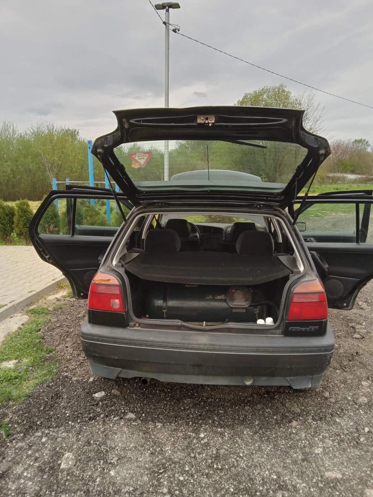 VW Golf Газ, снимка 6 - Автомобили и джипове - 54336169