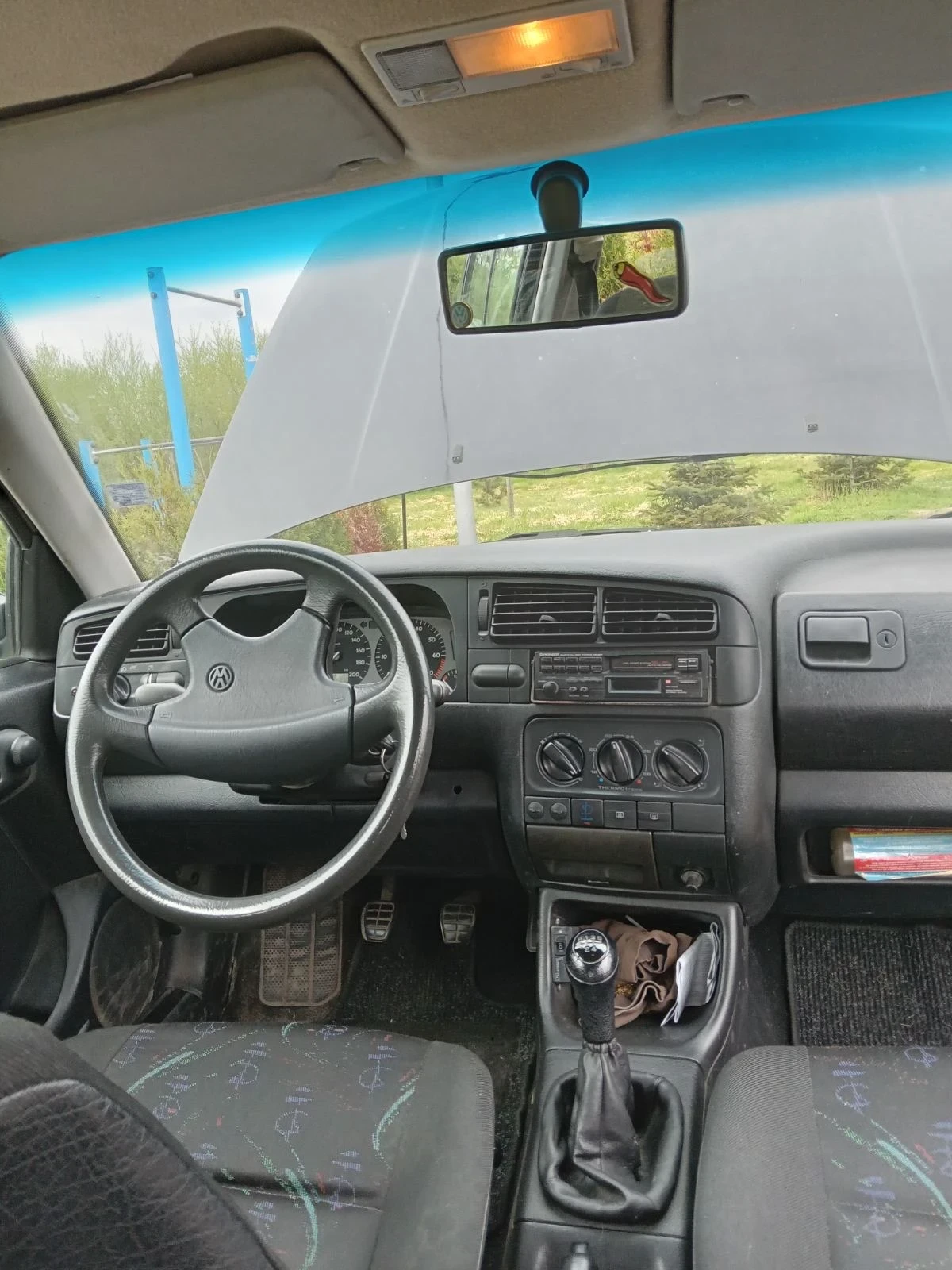 VW Golf Газ, снимка 10 - Автомобили и джипове - 54336169