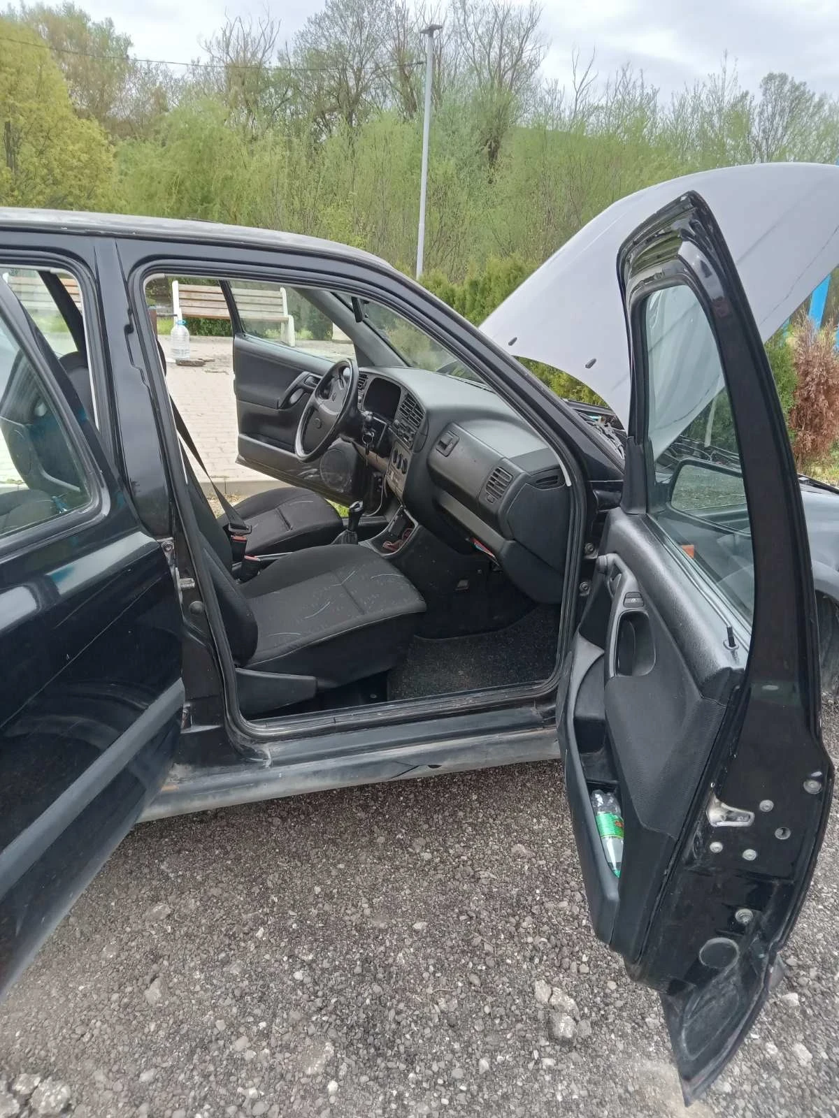 VW Golf Газ, снимка 7 - Автомобили и джипове - 54336169