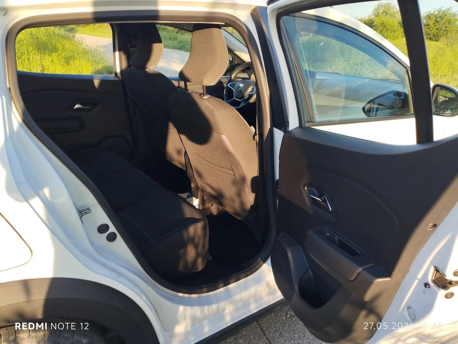Dacia Sandero LPG, снимка 15 - Автомобили и джипове - 54808414