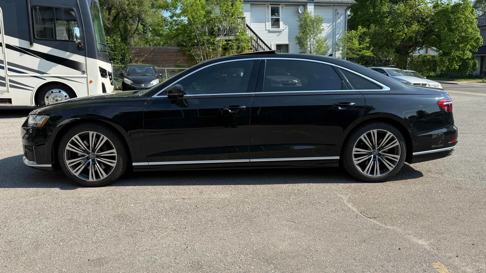 Audi A8 55 TFSI Quattro, снимка 2 - Автомобили и джипове - 54868866