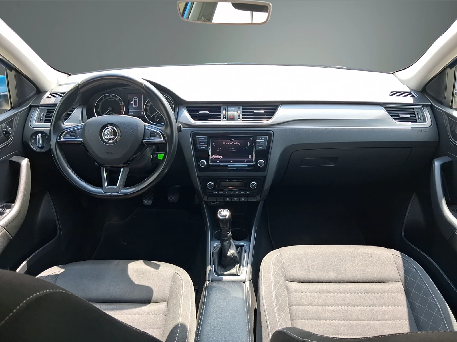 Skoda Rapid Стайл 1, 0 TSI / 70 kW / 95 к.с., 5М, снимка 11 - Автомобили и джипове - 55588636
