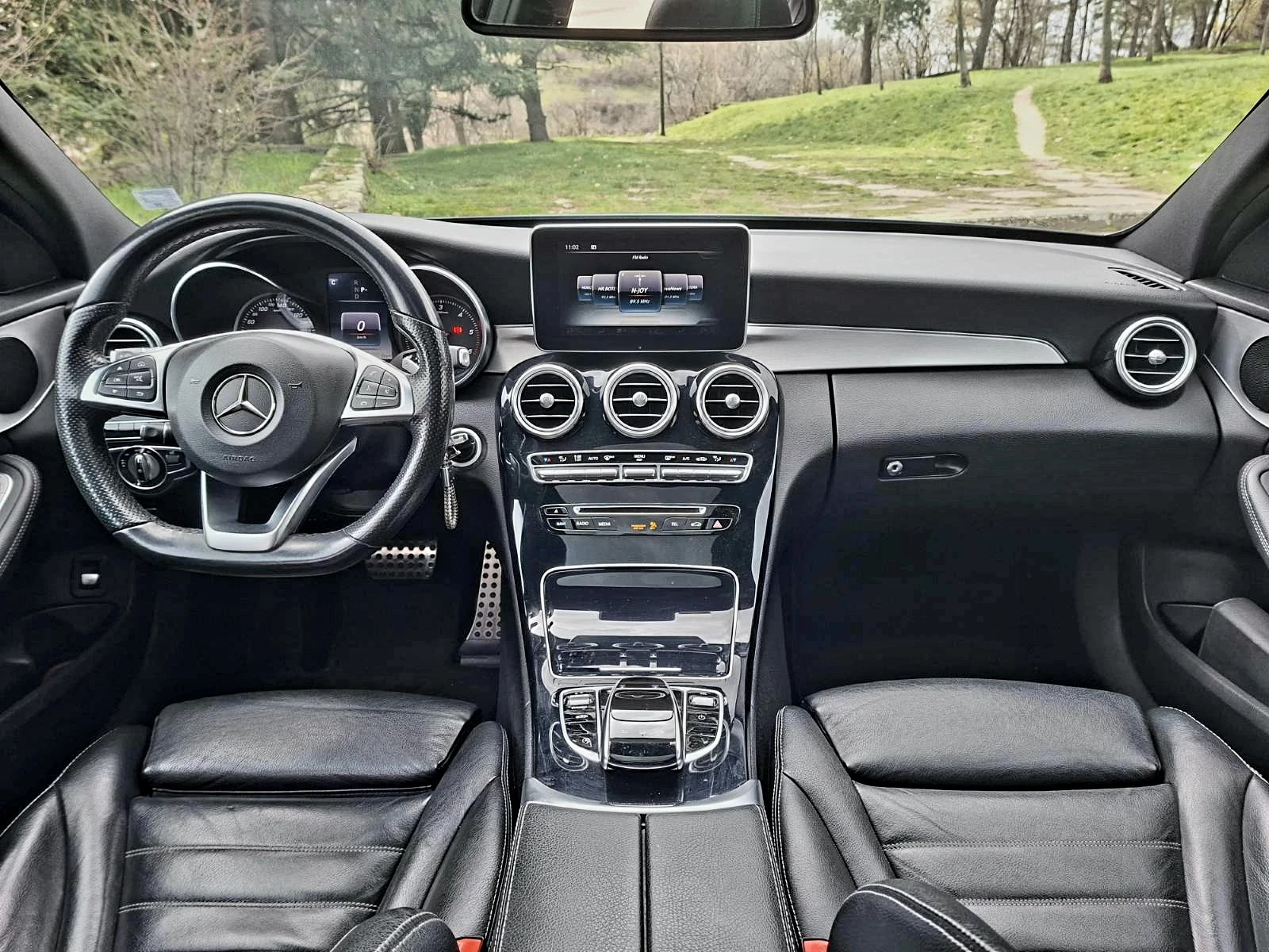 Mercedes-Benz C 250 AMG 4MATIC PANORAMA, снимка 11 - Автомобили и джипове - 55897153