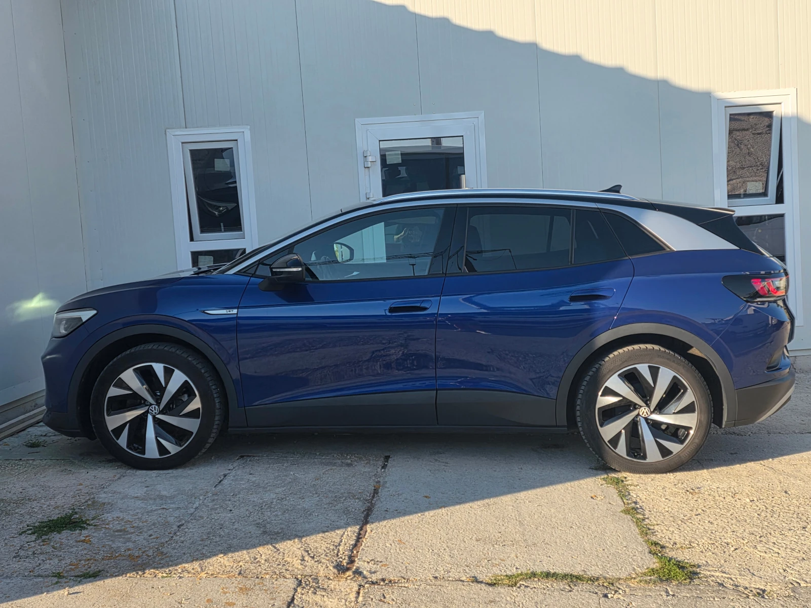 VW ID.4 82KwH 1st Edition, снимка 4 - Автомобили и джипове - 56132789