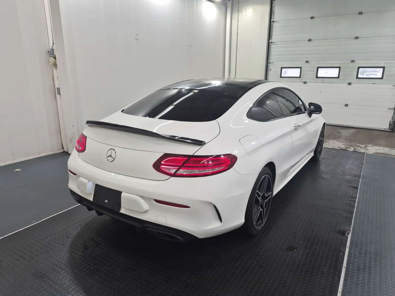 Mercedes-Benz C 300 * CARFAX * ��� ������������ ������ | Mobile.bg � ����������� 3