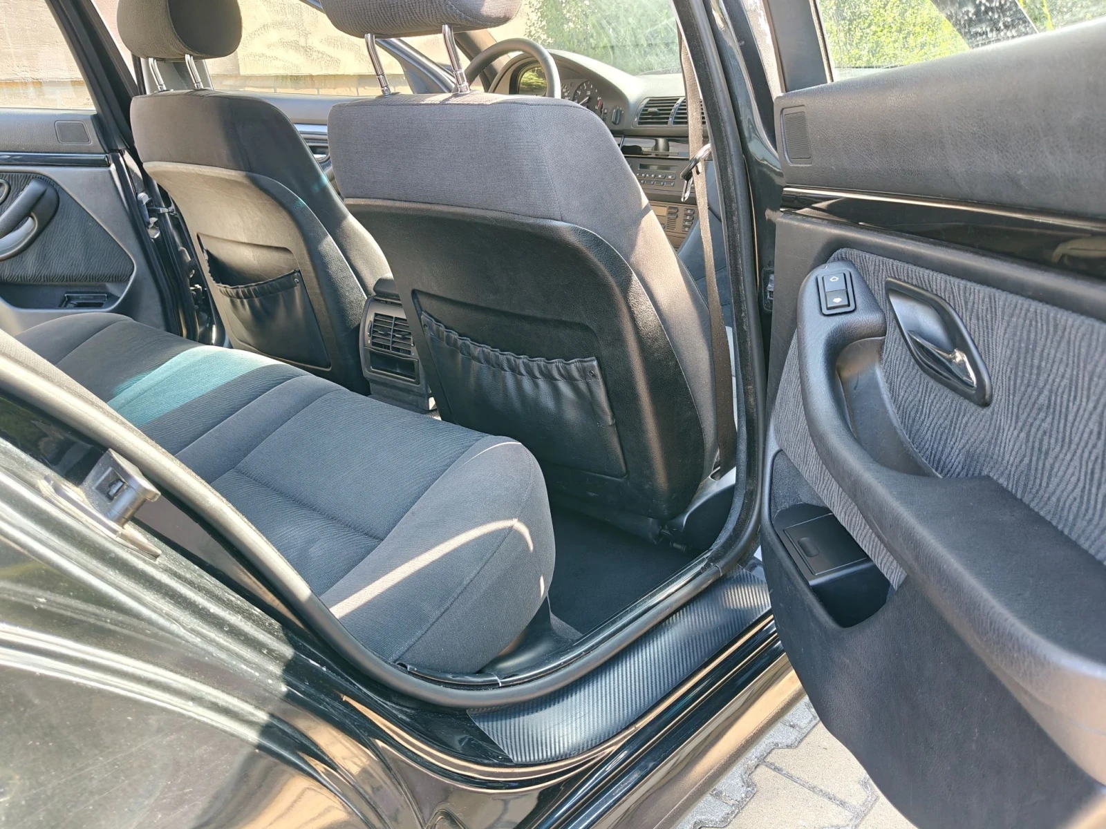 BMW 520, снимка 7 - Автомобили и джипове - 56436999