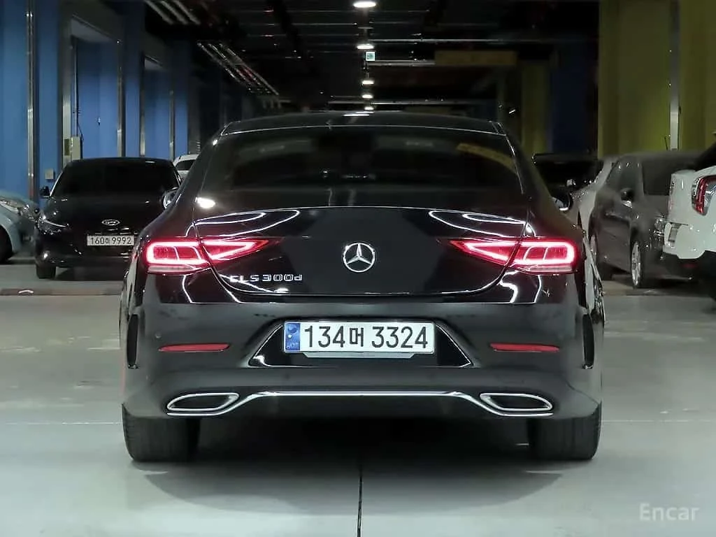 Mercedes-Benz CLS 300 * AMG Line * ������ ���� �� �������� | Mobile.bg � ����������� 3