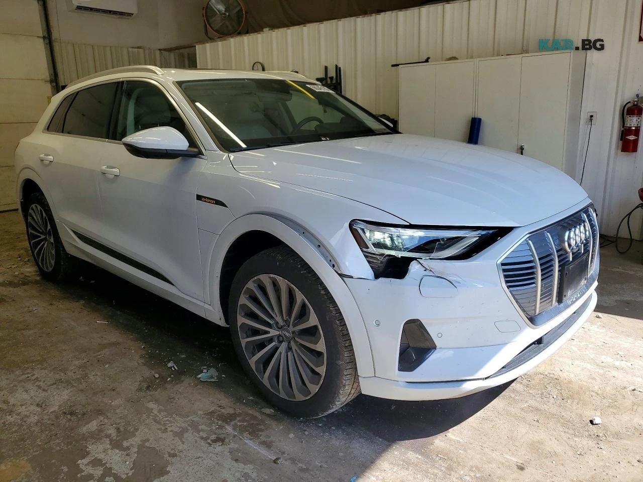 Audi E-Tron PANORAMA* DISTRONIC* 360-CAM* OBDUH* , снимка 3 - Автомобили и джипове - 56648747
