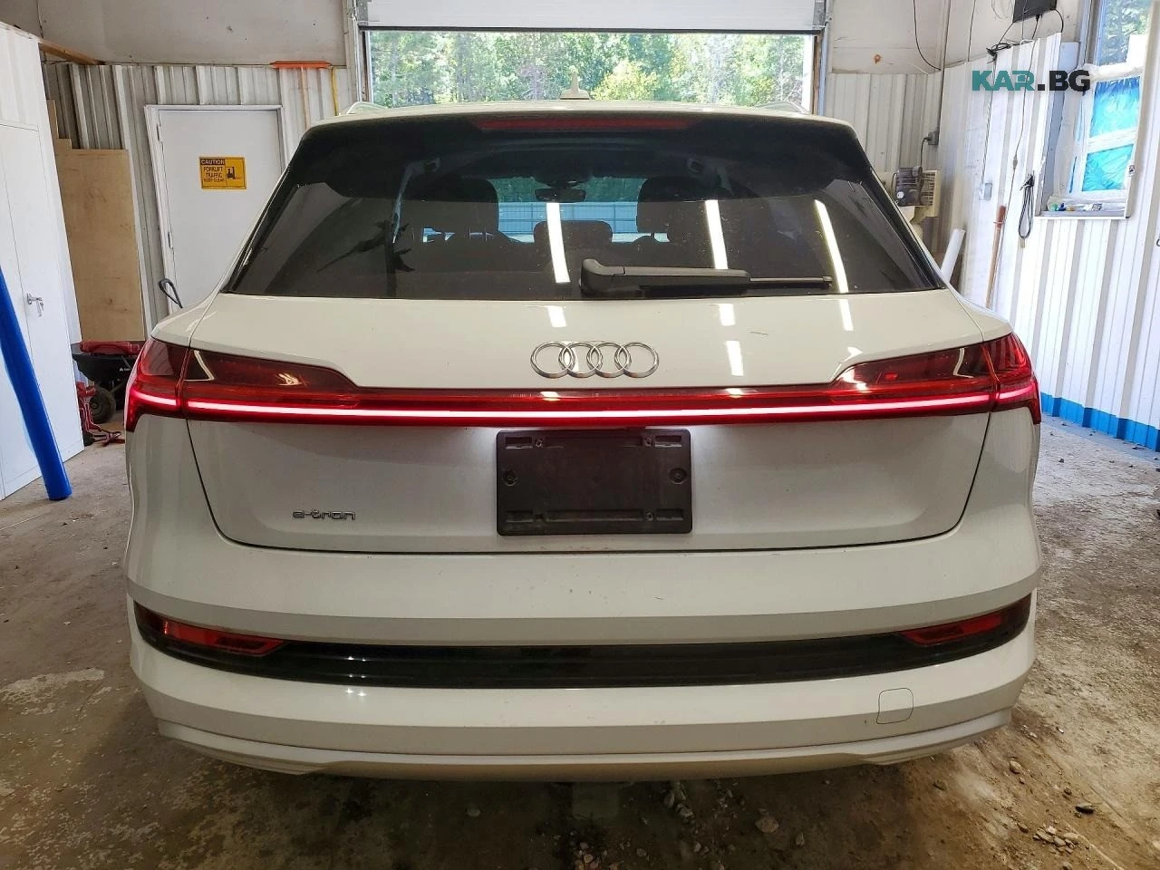 Audi E-Tron PANORAMA* DISTRONIC* 360-CAM* OBDUH* , снимка 5 - Автомобили и джипове - 56648747
