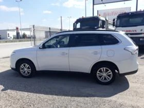     Mitsubishi Outlander 4WD 2.2D 7