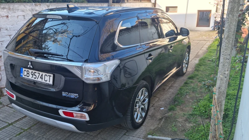 Mitsubishi Outlander 2.0 PHEV-EV +  LPG , снимка 5 - Автомобили и джипове - 47365151