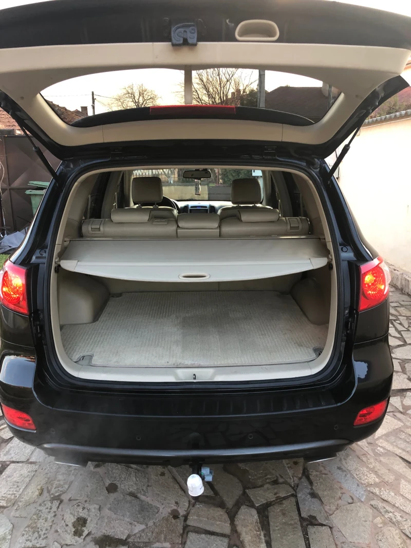 Hyundai Santa fe 2.7 189к.с. Full, снимка 9 - Автомобили и джипове - 48287464