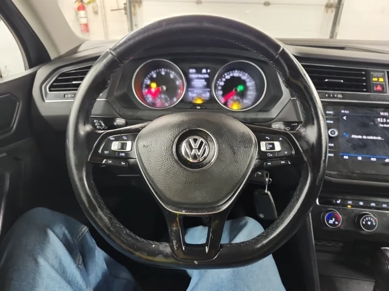 VW Tiguan * TRENDLINE * CARFAX * БЕЗ ПЪРВОНАЧАЛНА ВНОСКА, снимка 11 - Автомобили и джипове - 52991509