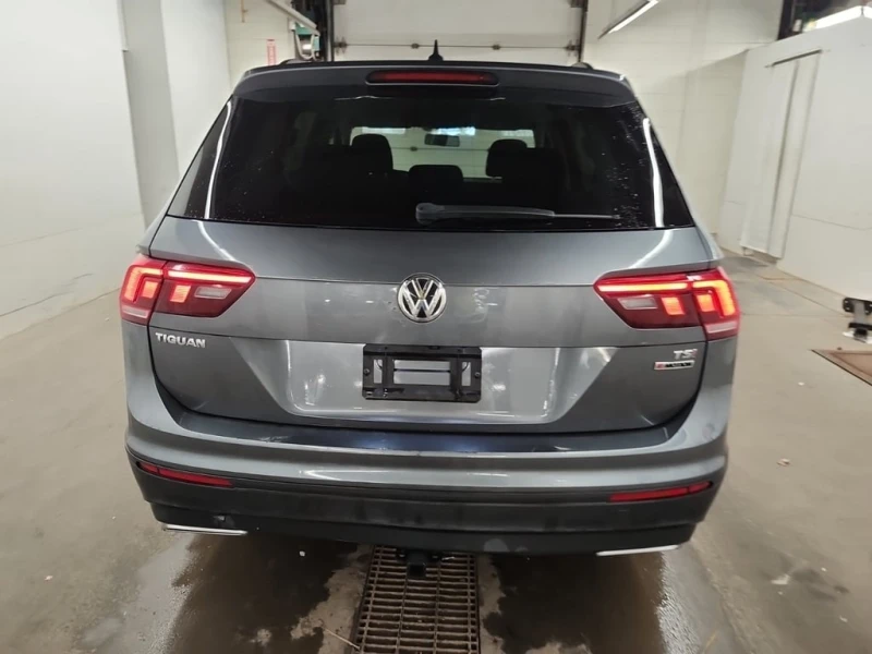 VW Tiguan * TRENDLINE * CARFAX * БЕЗ ПЪРВОНАЧАЛНА ВНОСКА, снимка 6 - Автомобили и джипове - 52991509