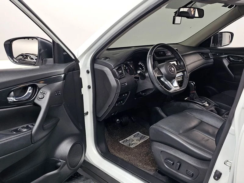Nissan X-trail 2.5 4WD| 171к.с.| ВКЛ.ТЕХНОТЕСТ, снимка 10 - Автомобили и джипове - 55563342