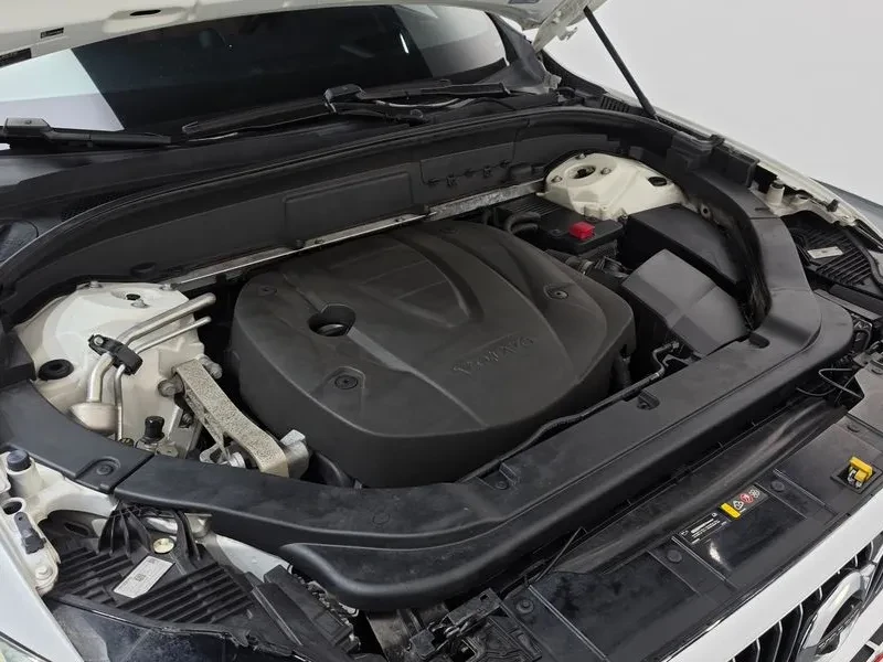 Volvo XC60, снимка 6 - Автомобили и джипове - 56356548