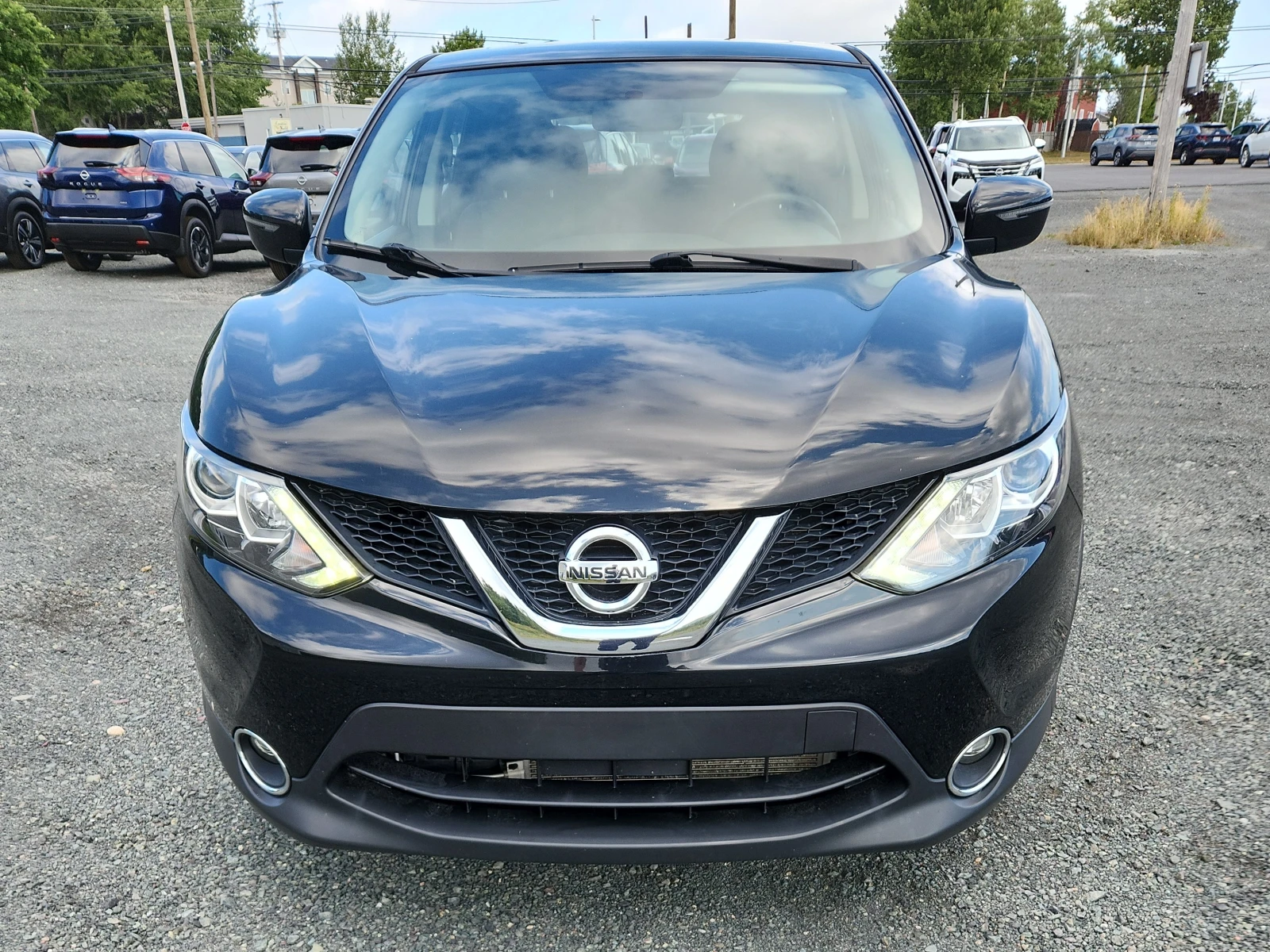 Nissan Qashqai * AWD 4dr CVT* * АВТОКРЕДИТ* * ЦЕНА ДО БЪЛГАРИЯ*  - изображение 5