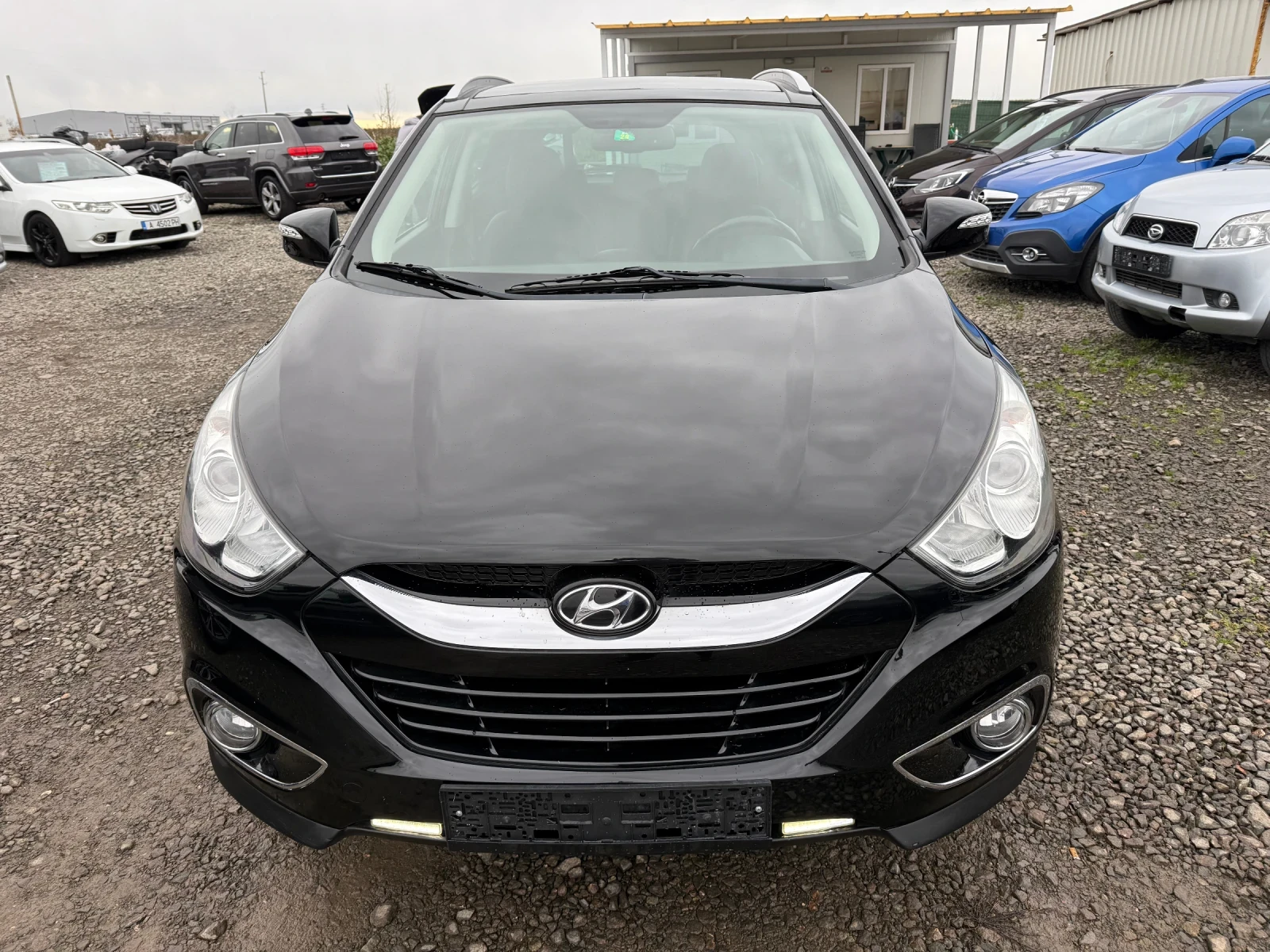 Hyundai IX35 2.0 ШВЕЙЦАРИЯ 4х4 АВТОМАТИК - изображение 10