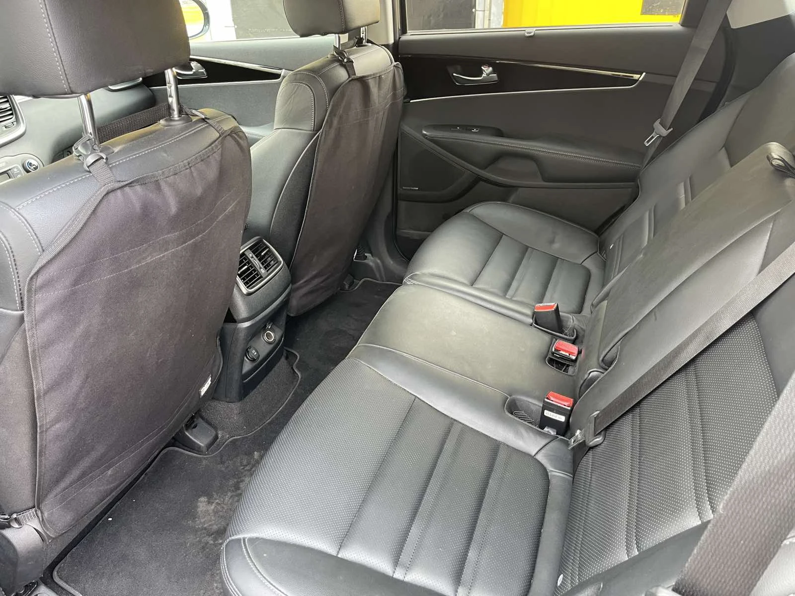 Kia Sorento Facelift 2.2 CRDi Platinum Edition 44000 km, снимка 11 - Автомобили и джипове - 53929290