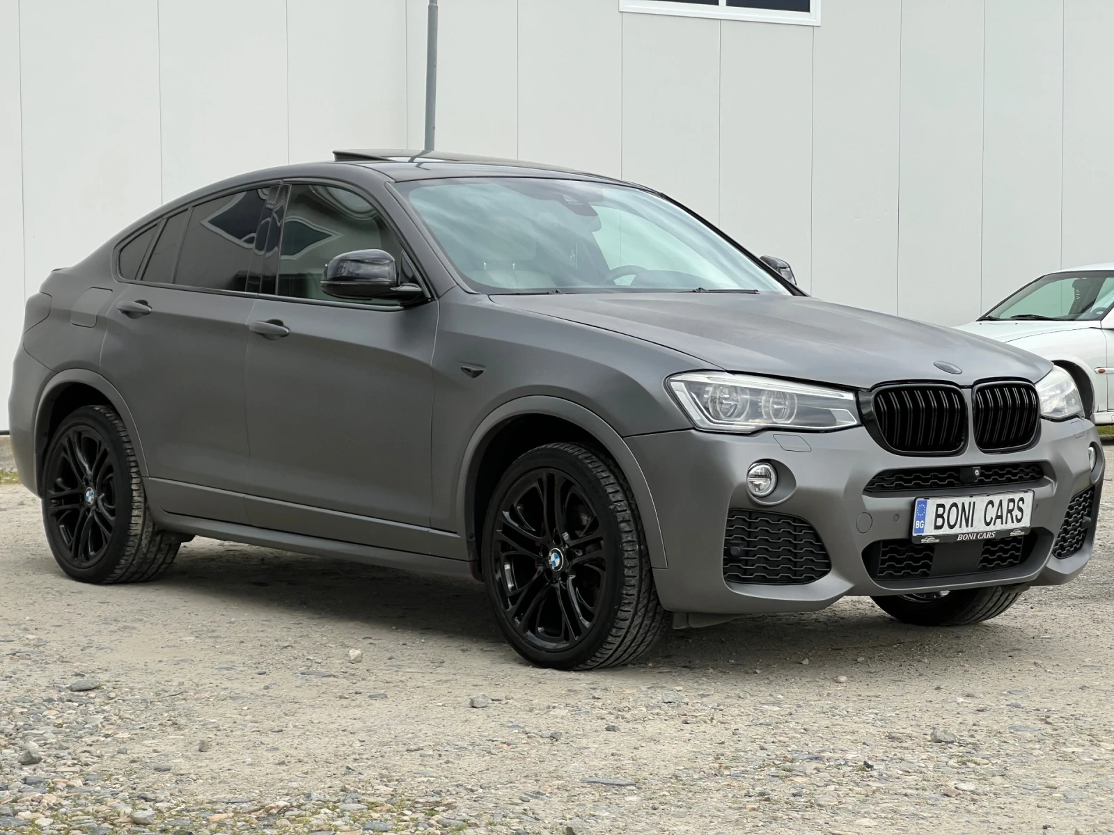 BMW X4 35xd M-pack/Head-up/Дистроник/360камери/Harman, снимка 3 - Автомобили и джипове - 53987683