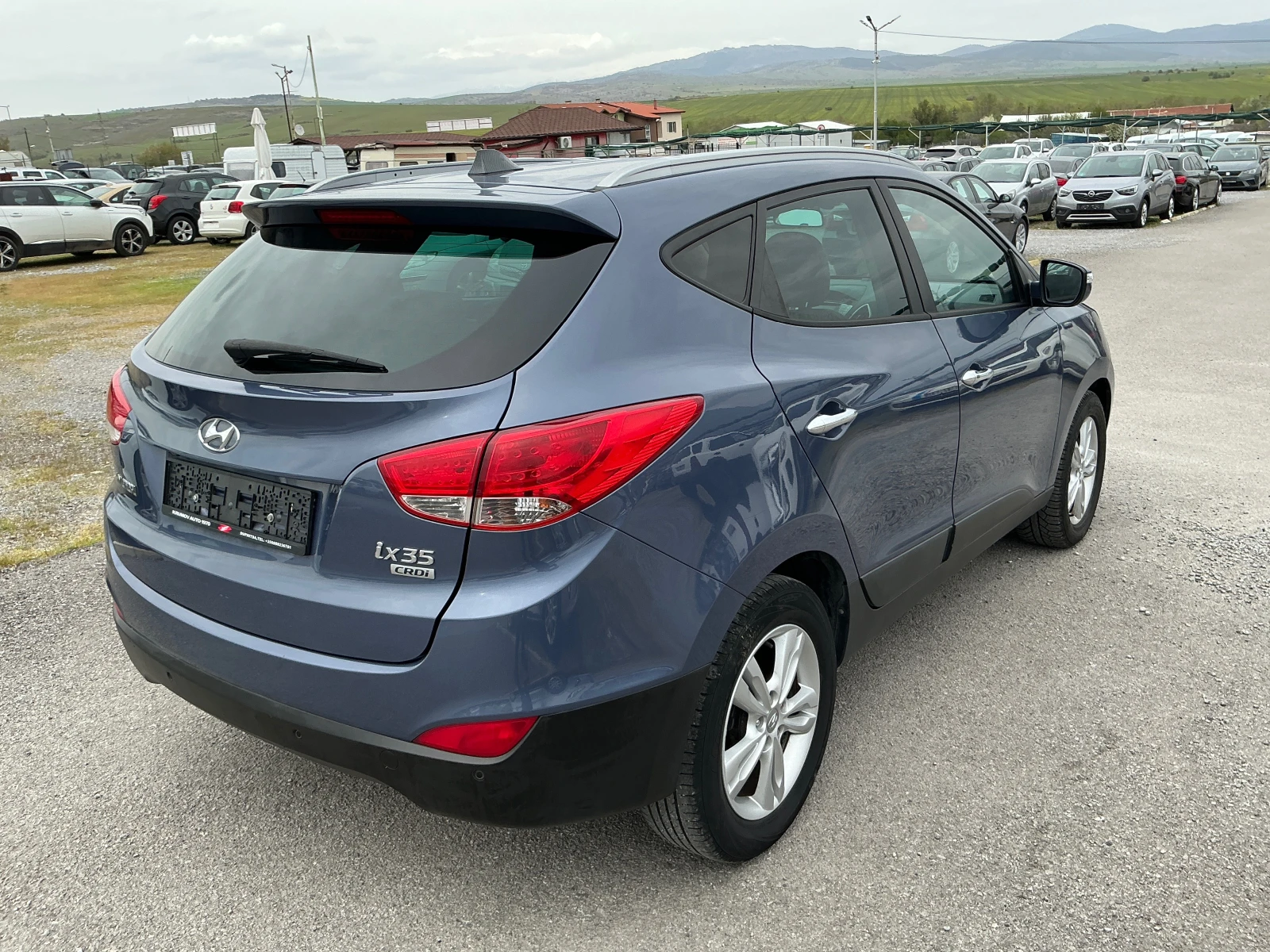 Hyundai IX35 1.7 CRDI, снимка 8 - Автомобили и джипове - 54220157