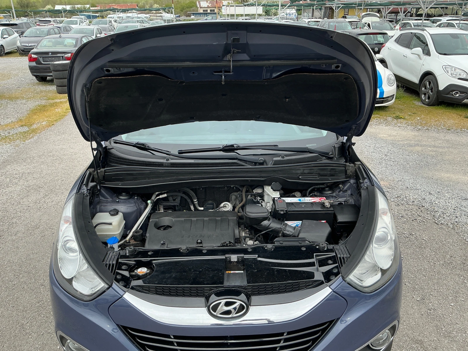 Hyundai IX35 1.7 CRDI, снимка 9 - Автомобили и джипове - 54220157