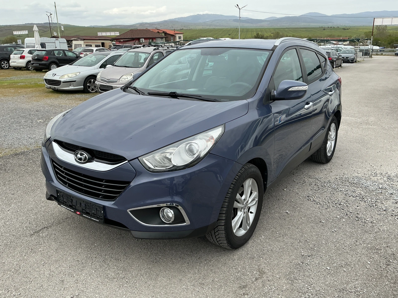 Hyundai IX35 1.7 CRDI, снимка 3 - Автомобили и джипове - 54220157