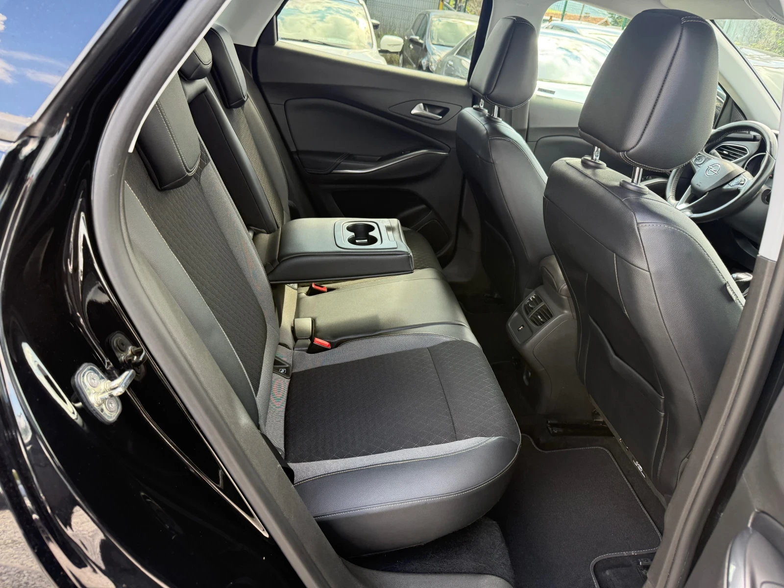 Opel Grandland X 1.5TurboD* Navi* BlindSpot* FreeHands* Led* Euro6D | Mobile.bg � ����������� 15