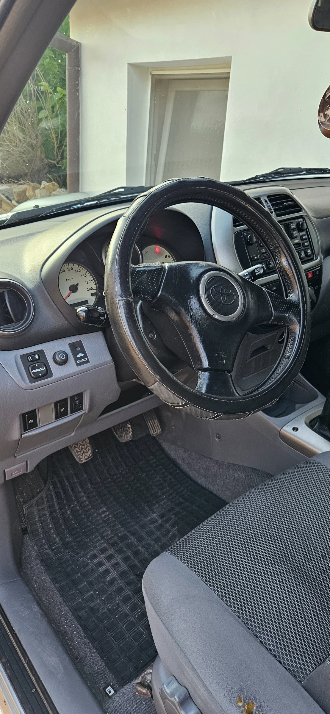 Toyota Rav4, снимка 7 - Автомобили и джипове - 55306228
