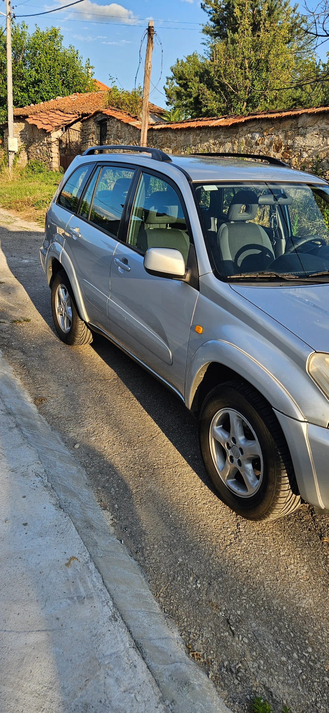 Toyota Rav4, снимка 11 - Автомобили и джипове - 55306228