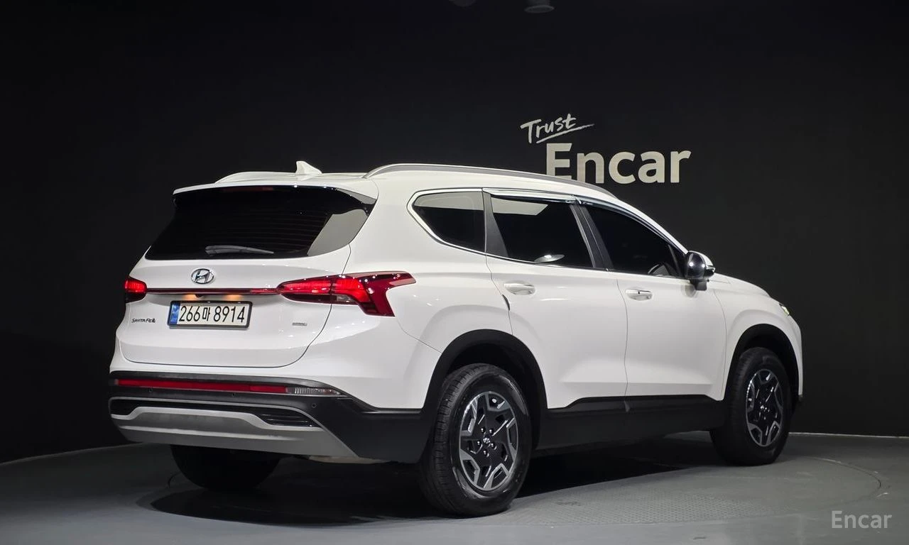 Hyundai Santa fe 1.6 HEV Prestige 4x4* DISTRONIC* ХЕДЪП* ОБДУХВАНЕ*, снимка 3 - Автомобили и джипове - 55656290