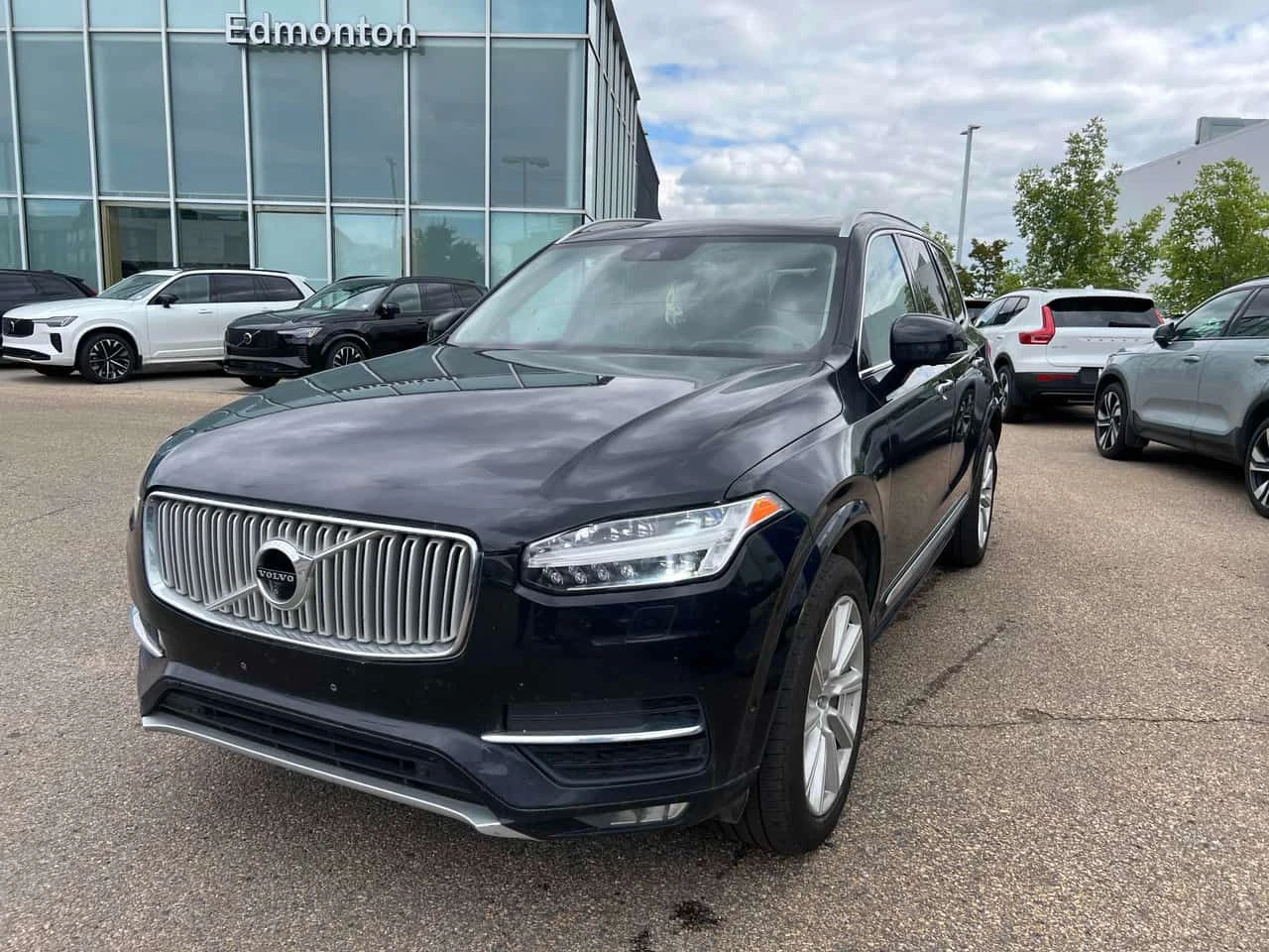 Volvo Xc90  Inscription / 360 / ОБДУХВАНЕ / CARFAX 